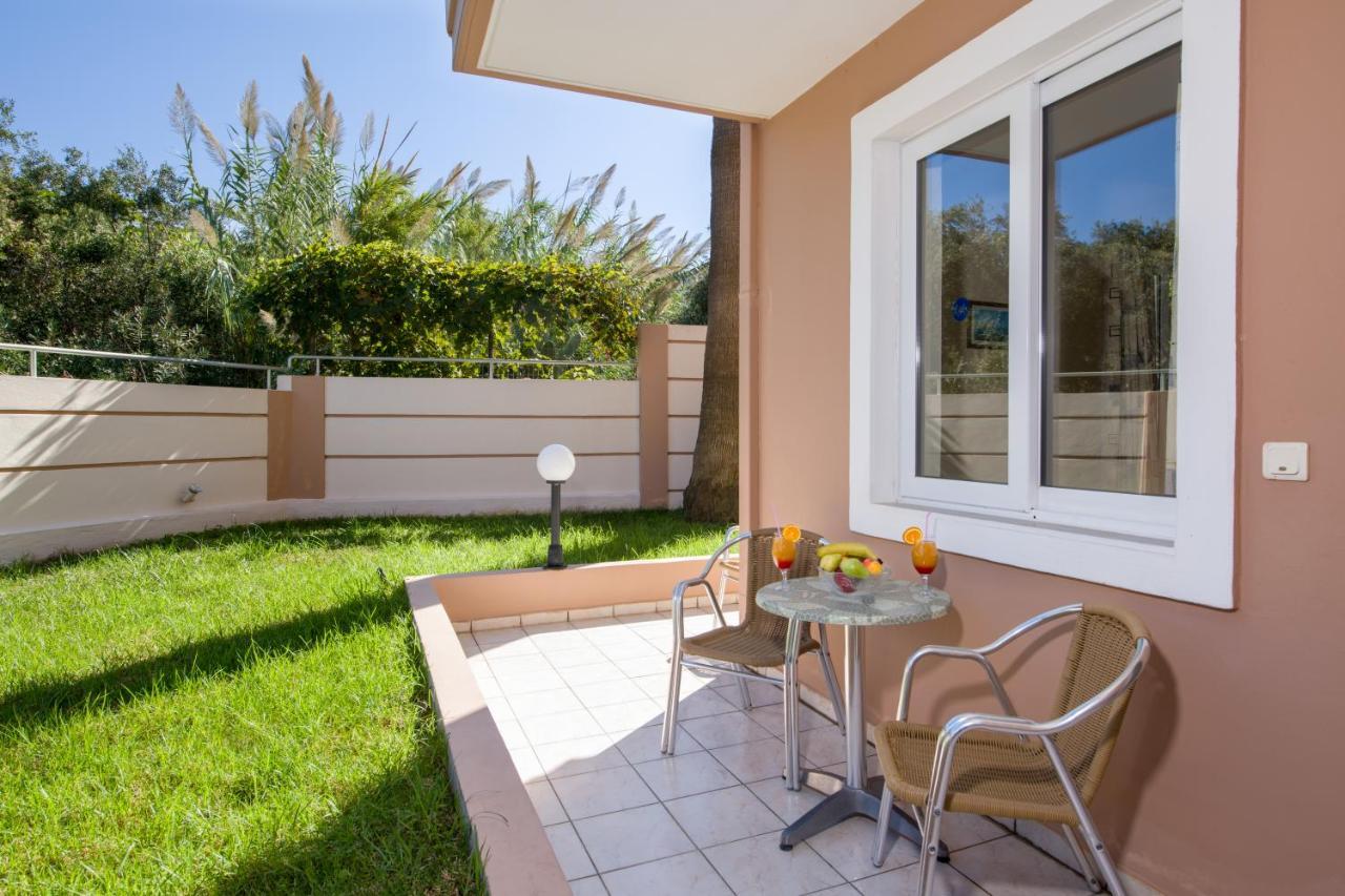 Dias Hotel Apartments Агия-Марина Экстерьер фото